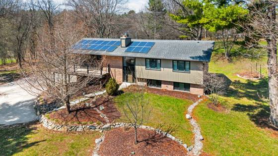 2776 Daleview Drive, Ann Arbor, MI 48105 photo 4