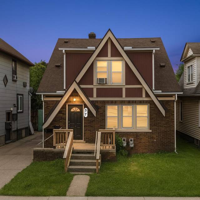 37 W Woodward Avenue, Ecorse, MI