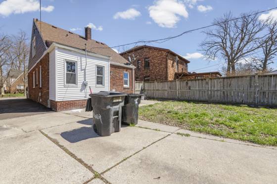 5541 Grayton Street, Detroit, MI 48224 photo 5
