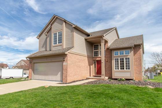 2445 Cliffside Court, Ann Arbor, MI 48103 photo 2