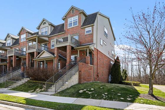 2904 Barclay Way, Ann Arbor, MI 48105 photo 2