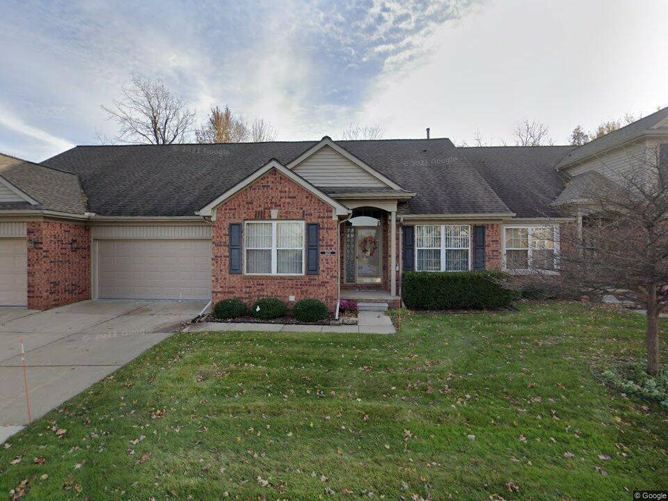 5620 Victory Circle, Sterling Heights, MI 48310