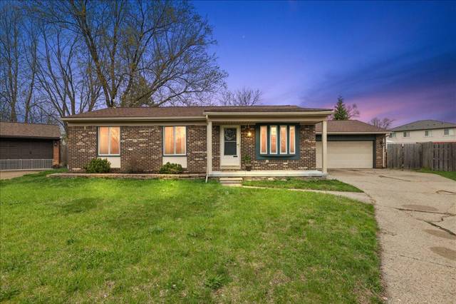 15621 Cox Street, Clinton Twp, MI
