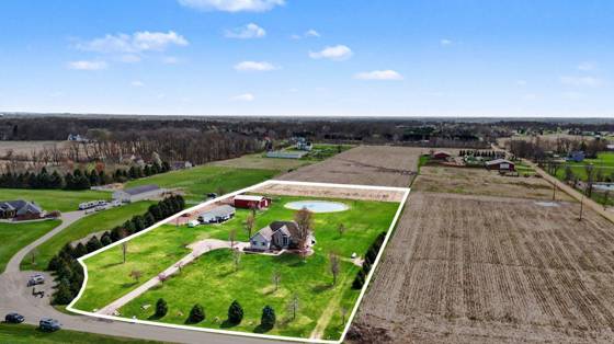 9553 Charles Court, Dexter, MI 48130 photo 3