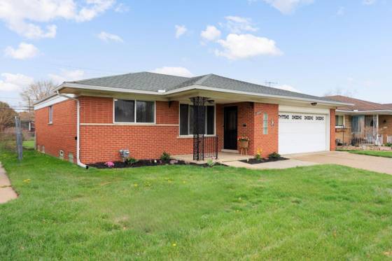 11095 Martin Road, Warren, MI 48093 photo 2