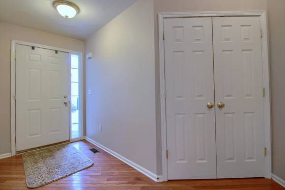 8165 Sequoia Lane, White Lake, MI 48386 photo 3