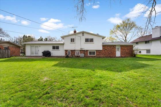 6709 Wild Ridge Lane, West Bloomfield, MI 48322 photo 4