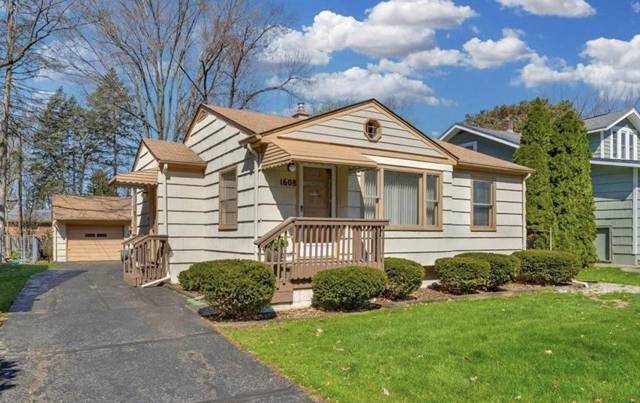 1608 Inverness Street, Keego Harbor, MI