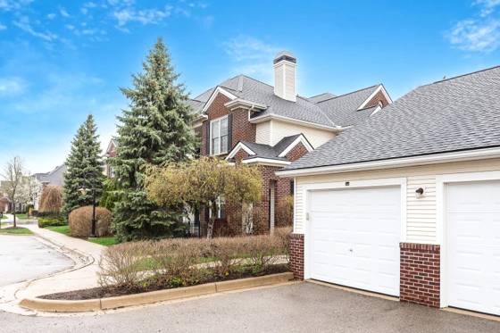 301 Scio Village Court #260, Ann Arbor, MI 48103 photo 2