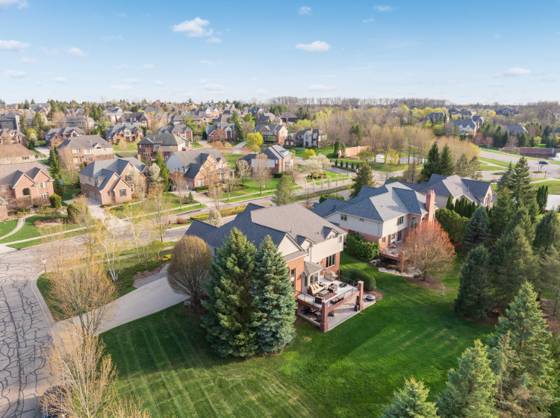 2910 N Addison Circle N, Rochester, MI 48306 photo 4