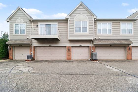 242 N Wixom Road, Wixom, MI 48393 photo 3