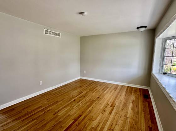 31700 Lafler, Rockwood, MI 48173 photo 4