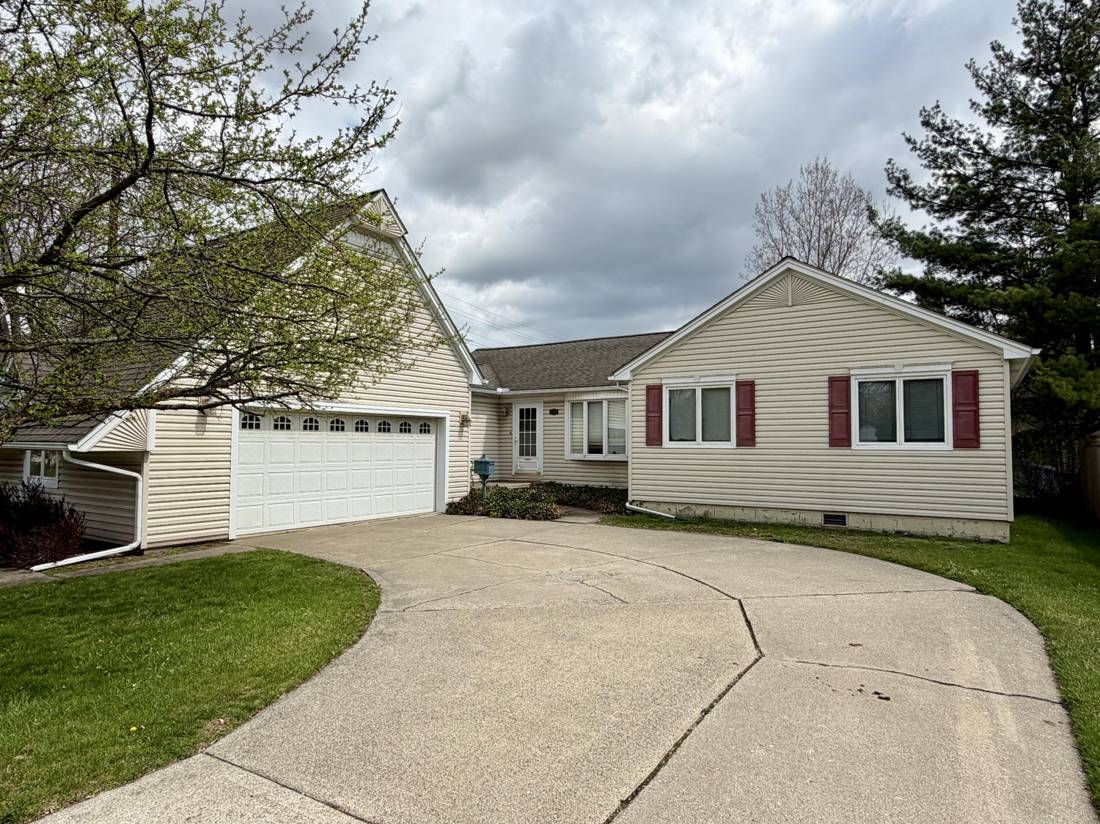 27420 Milton Avenue, Warren, MI 48092