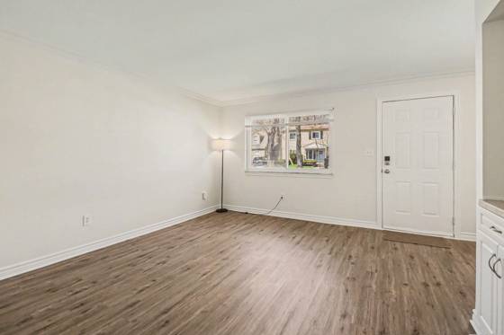2189 Ridgemont Road, Grosse Pointe Woods, MI 48236 photo 5