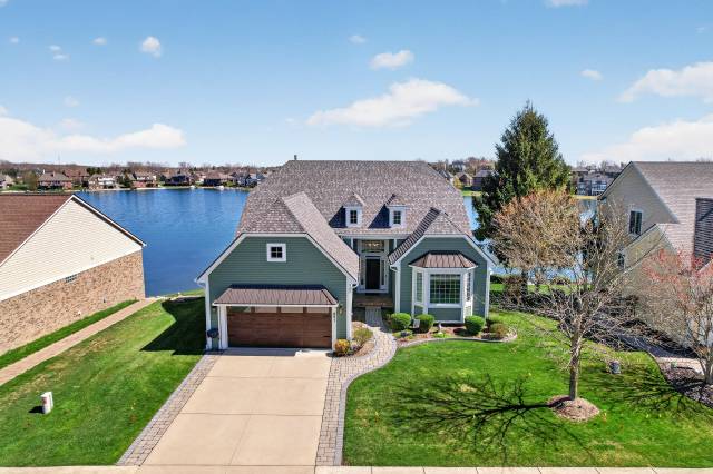 821 Cross Circle, Oxford, MI