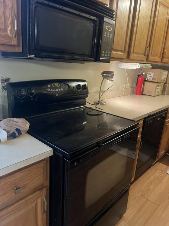 23364 Cornerstone Village Drive, Southfield, MI 48075 photo 3