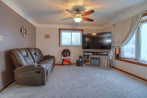 33725 Cindy Street, Livonia, MI 48150 photo 4