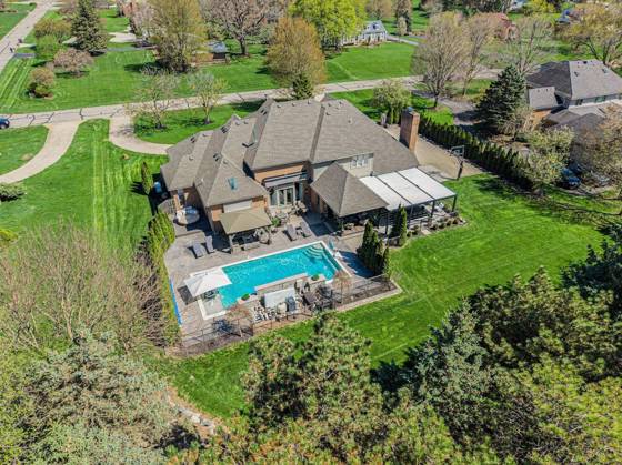 5050 Village Road, Saline, MI 48176 photo 2