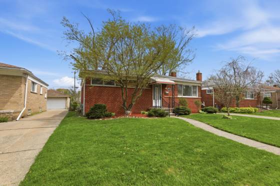 9160 Kinloch Street, Redford, MI 48239 photo 2