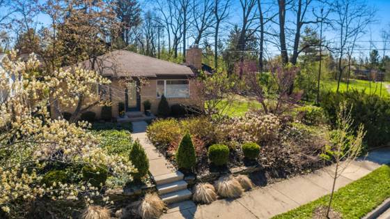 385 Hazelwood Avenue, Ann Arbor, MI 48103 photo 2