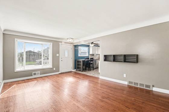 32015 Saint Margaret Street, Saint Clair Shores, MI 48082 photo 5