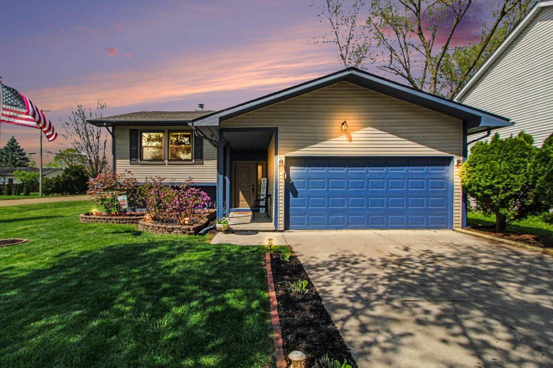 1607 Brookline Street, Canton, MI 48187