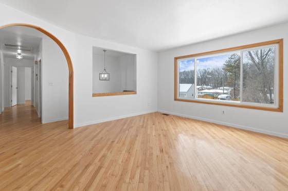 655 Ferndale Avenue, Lake Orion, MI 48362 photo 3