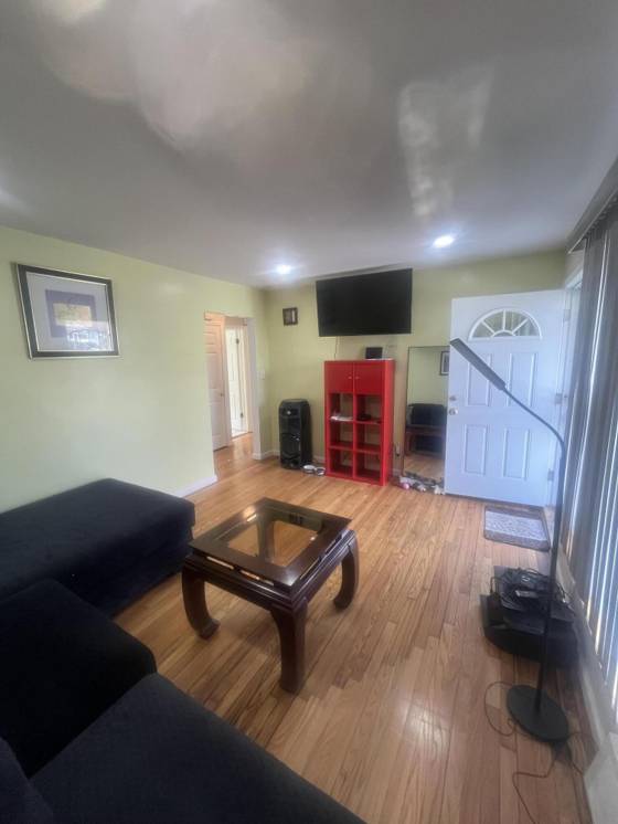 10047 Sorrento Avenue, Detroit, MI 48227 photo 3