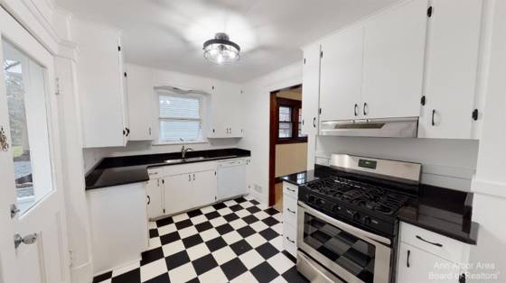 1705 Jackson Avenue, Ann Arbor, MI 48103 photo 4
