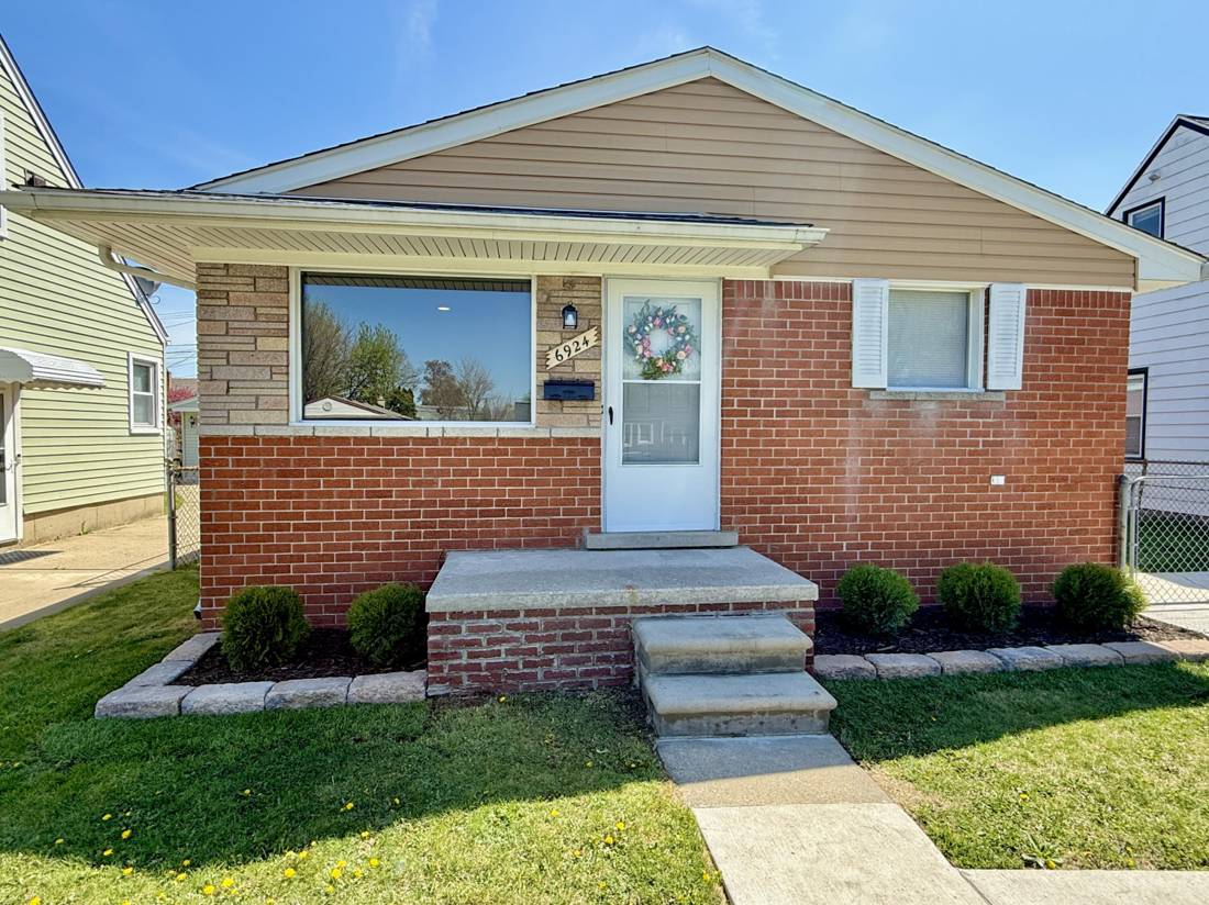 6924 Belton Street, Garden City, MI 48135