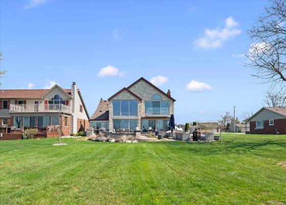 8115 Colony Drive, Algonac, MI 48001 photo 2