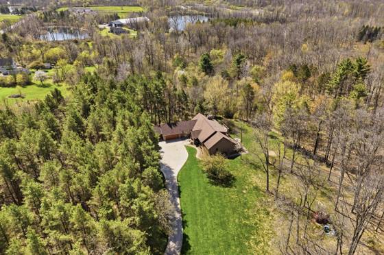 9256 Fenton Road, Grand Blanc, MI 48439 photo 3