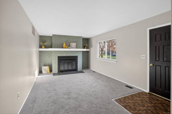 11137 Jackson Street, Van Buren Twp, MI 48111 photo 4