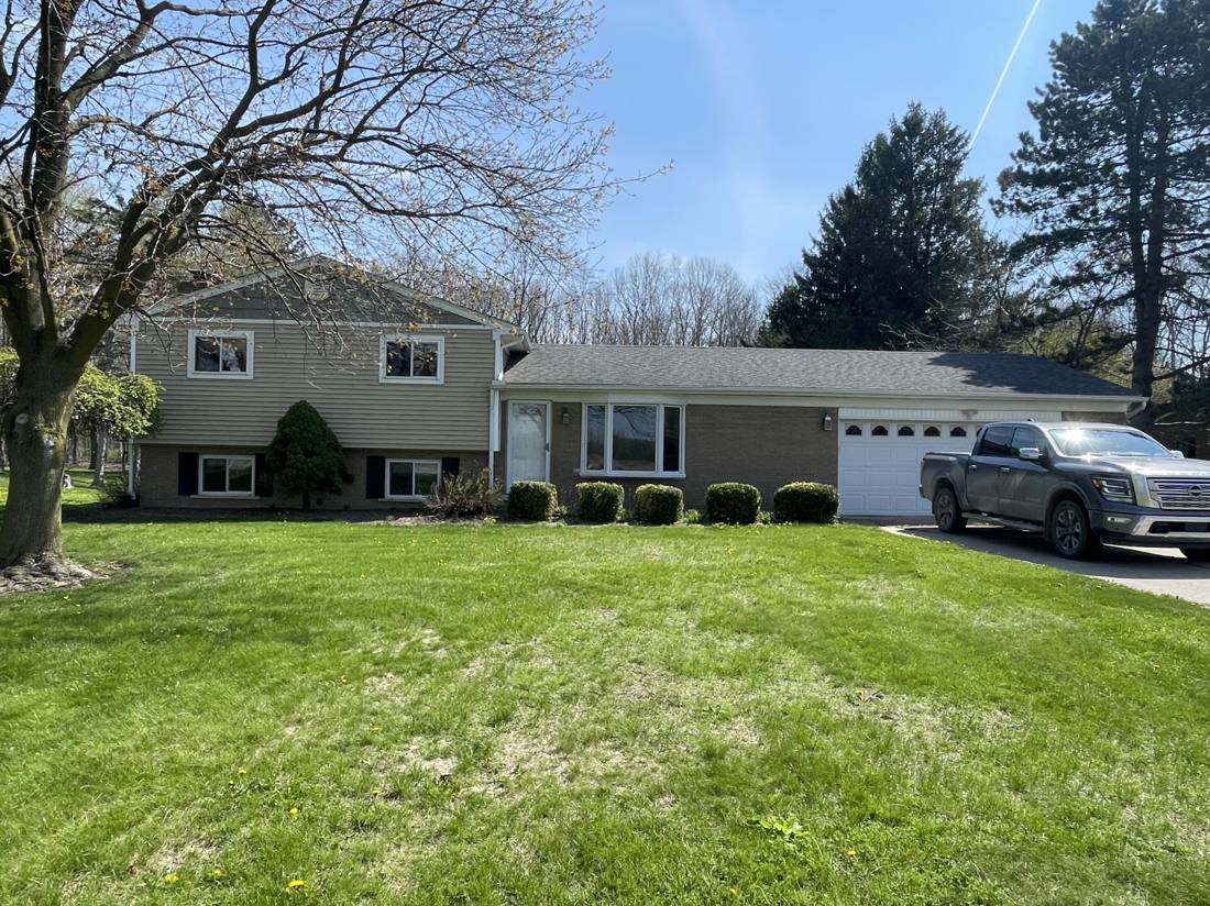 60000 Romeo Plank Road, Ray, MI 48096