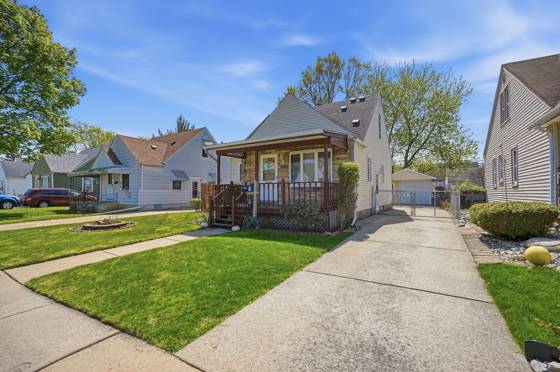 8292 Superior Street, Center Line, MI 48015 photo 3