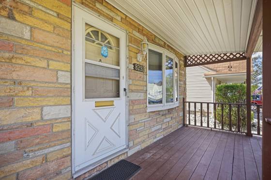 8292 Superior Street, Center Line, MI 48015 photo 5