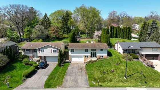 225 Valley Drive, Ypsilanti, MI 48197 photo 2