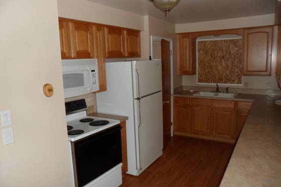 992 Kettering Avenue, Pontiac, MI 48340 photo 4