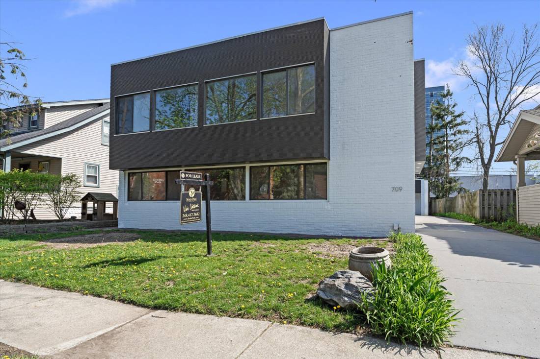 709 Ann Street, Birmingham, MI 48009