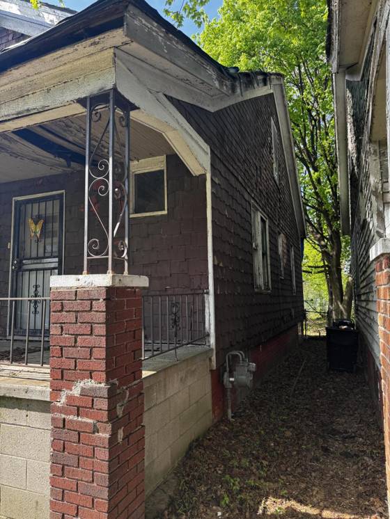 5071 Saint Clair Street, Detroit, MI 48213 photo 2