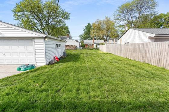 22713 Lanse Street, Saint Clair Shores, MI 48081 photo 3