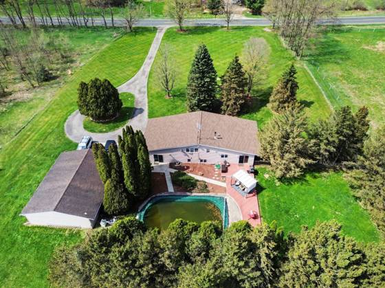 17797 W Pleasant Lake Road, Manchester, MI 48158 photo 3