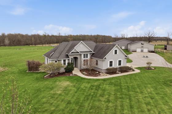 9550 Charles Court, Dexter, MI 48130 photo 2