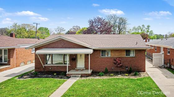 1797 Newman Drive, Trenton, MI 48183 photo 2