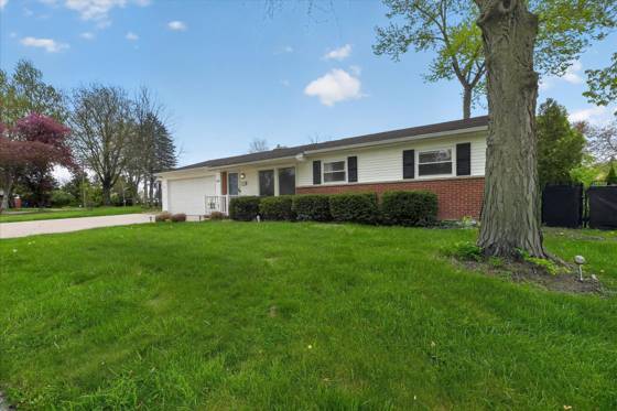 385 Hollywood Drive, Saline, MI 48176 photo 3