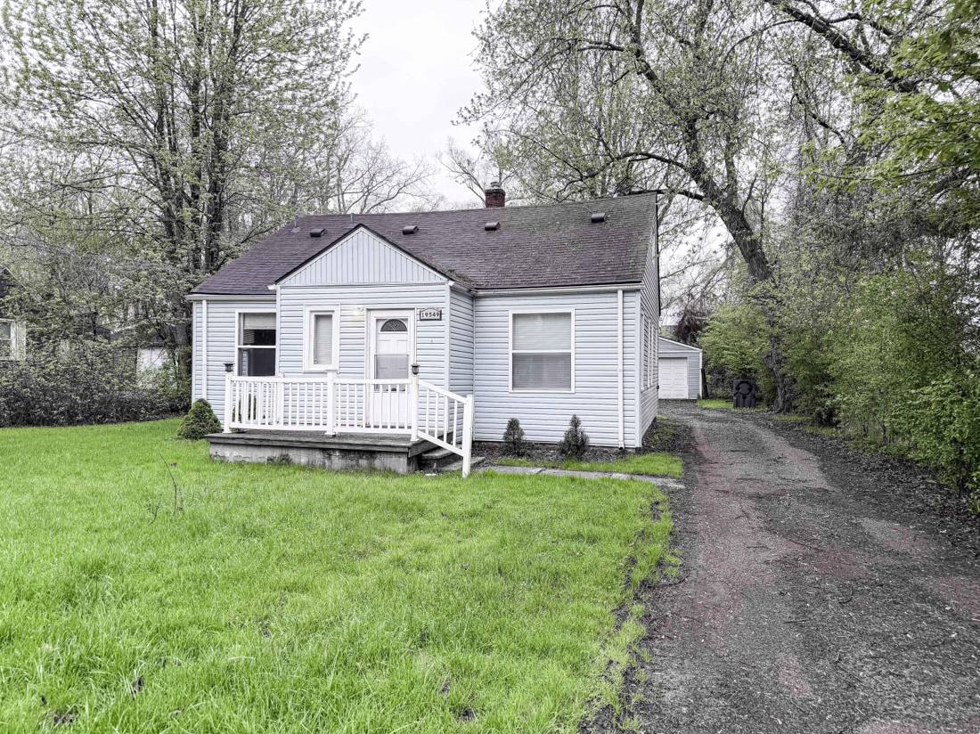 19549 Melrose Avenue, Southfield, MI 48075