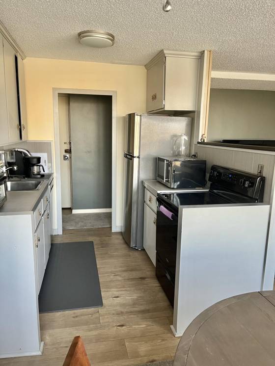 8900 E Jefferson Avenue #528, Detroit, MI 48214 photo 4