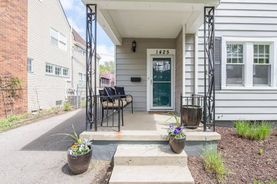 1425 E Park Place, Ann Arbor, MI 48104 photo 2