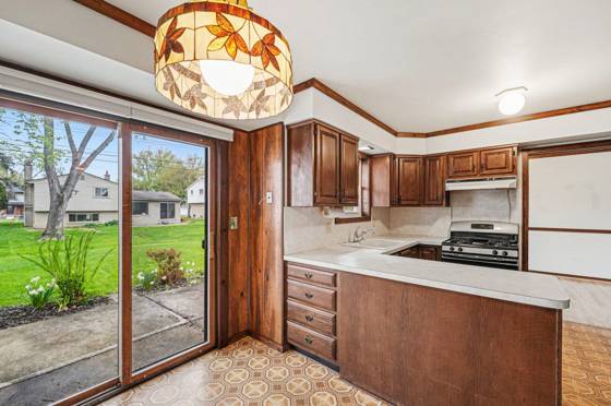 36716 Rayburn, Livonia, MI 48154 photo 4