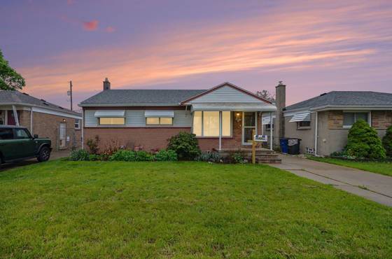 32517 Avondale Street, Westland, MI 48186 photo 2